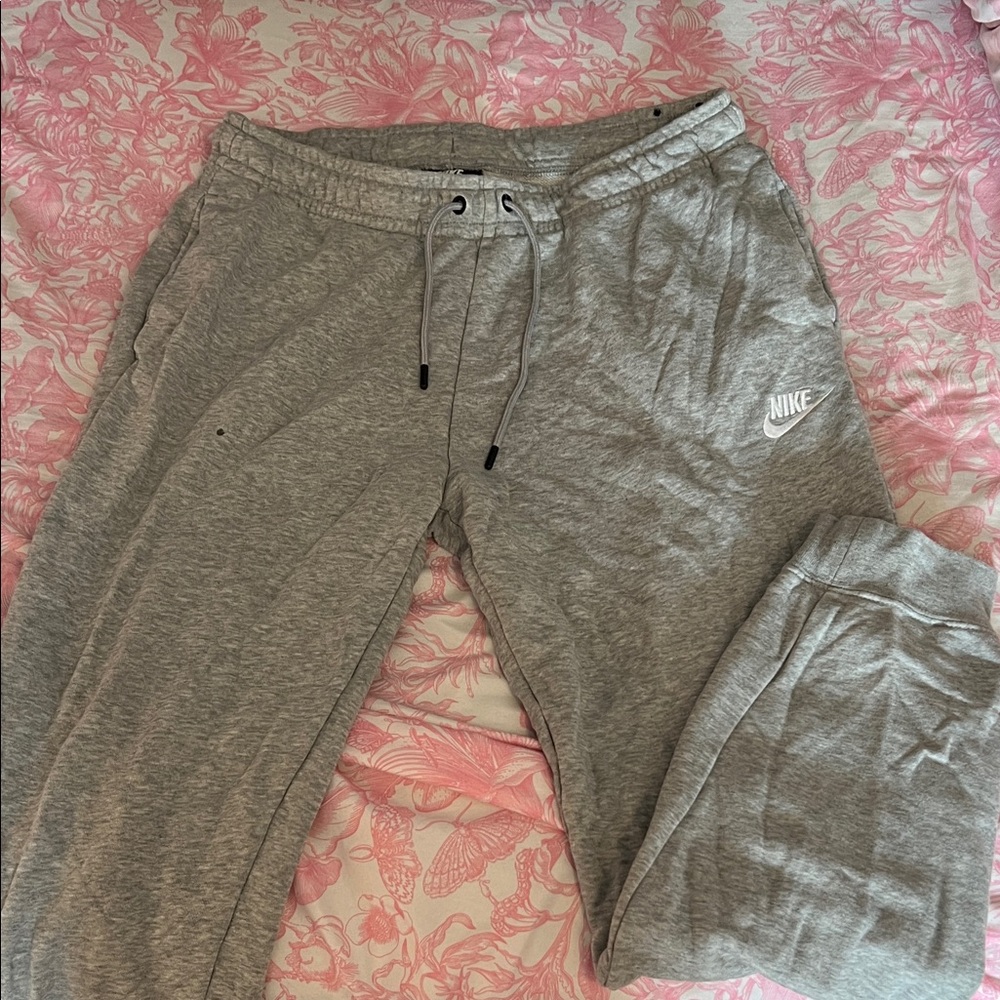 Nike Joggers
